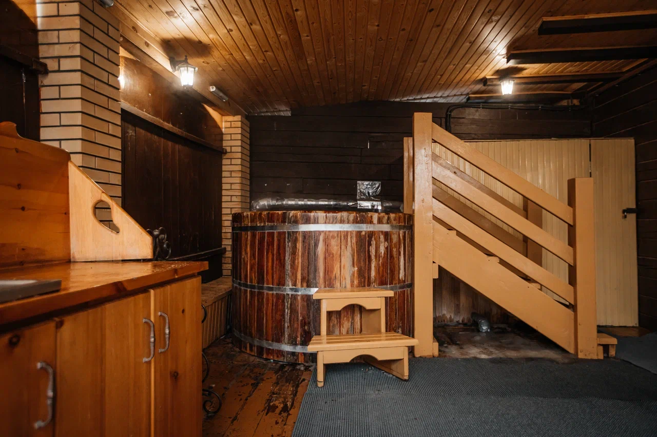 Купель теплая в бане на дровах Богатырь, правый берег